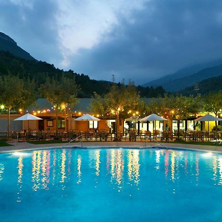 Готель Camping Bassegoda Park Albanya Екстер'єр фото