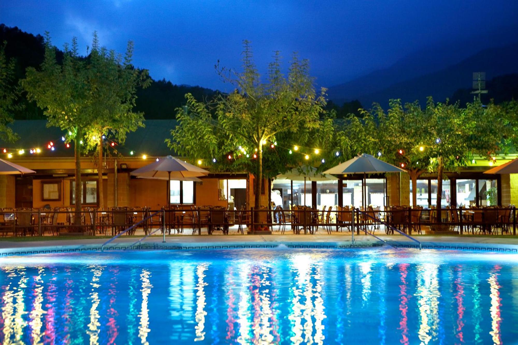 Готель Camping Bassegoda Park Albanya Екстер'єр фото